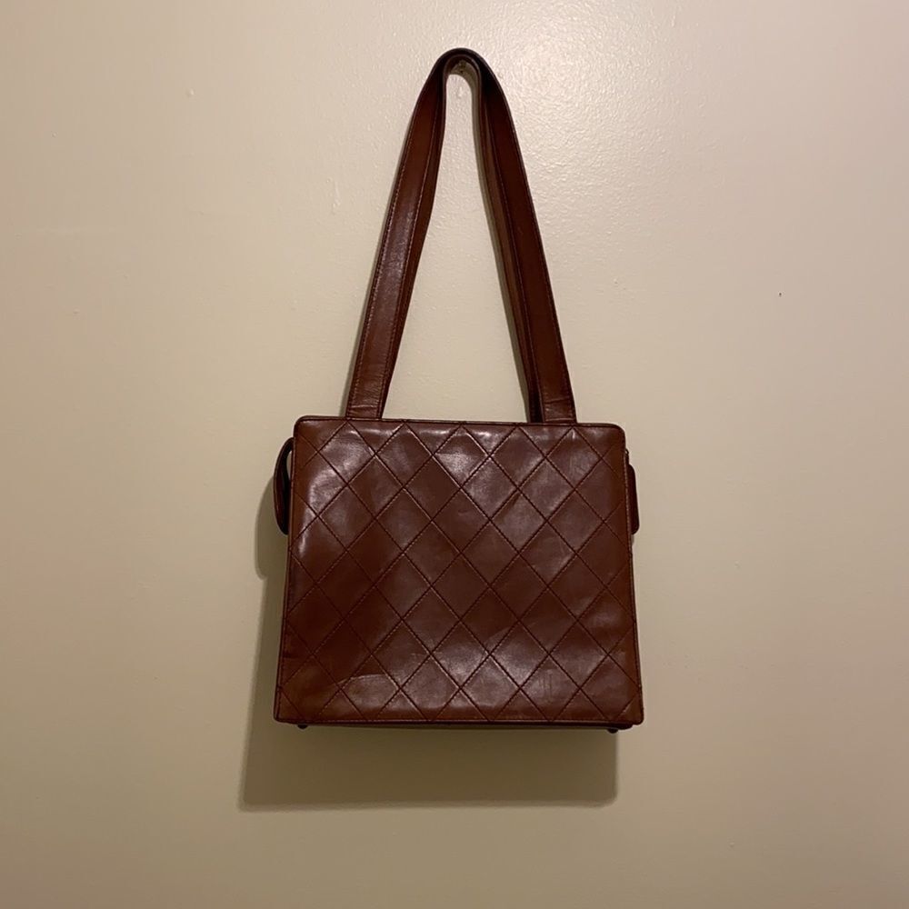 Chanel Vintage brown tote bag . - Picture 5 of 17
